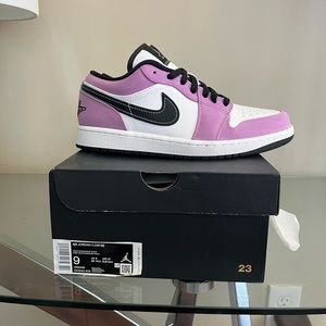 Air Jordan 1 Low SE violet shock/choc violet